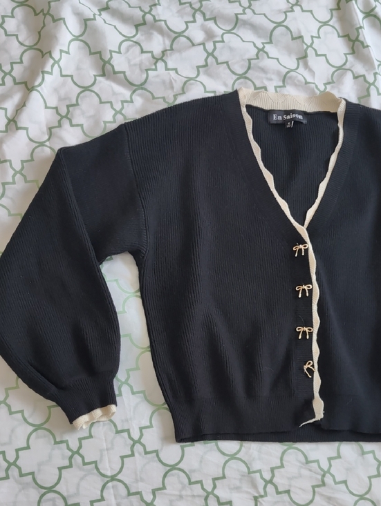 En Saison Sweaters - En Saison Black Cardigan Sweater